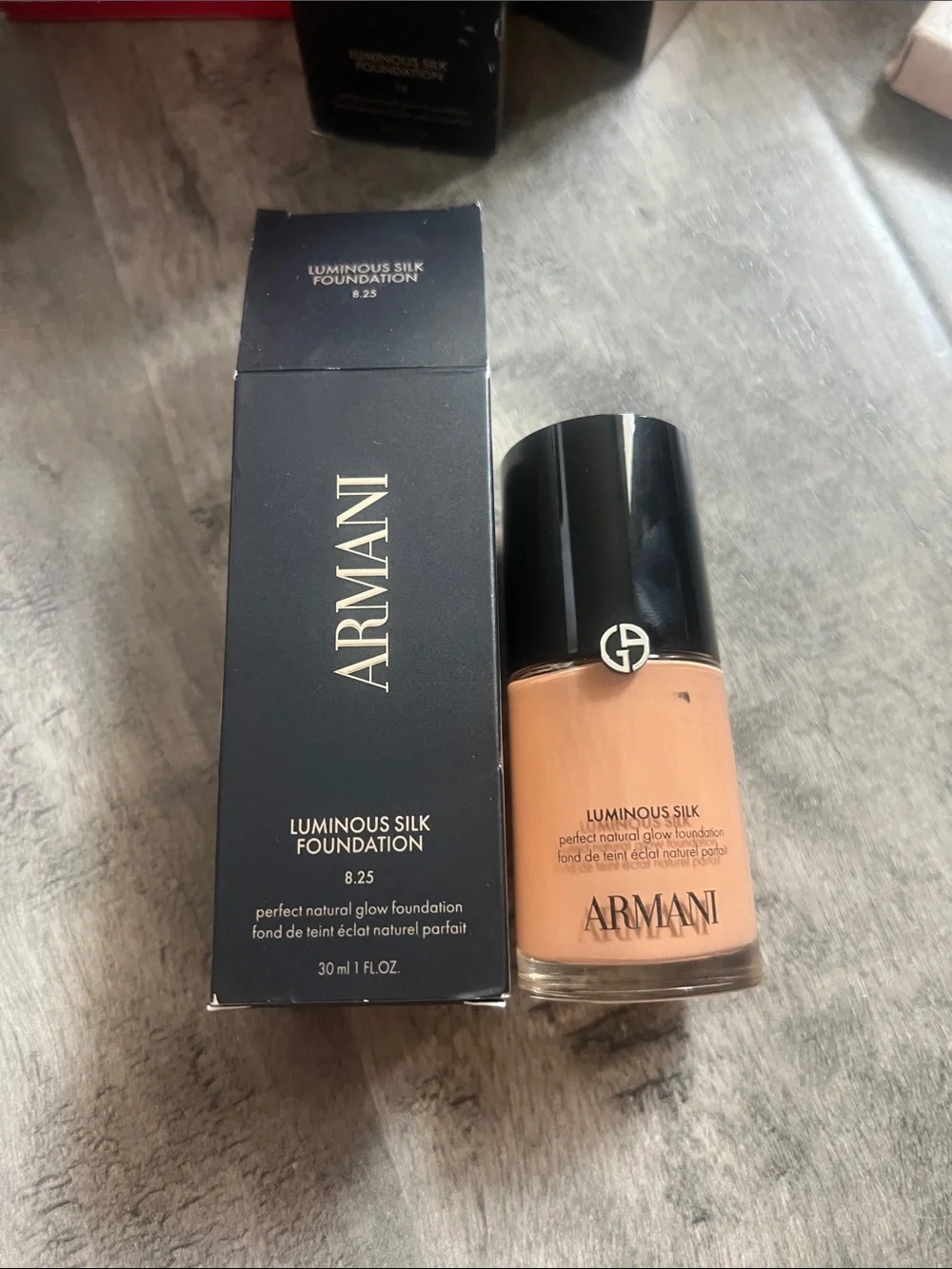 Giorgio Armani Luminous Silk Foundation - Warm Beige/Tan